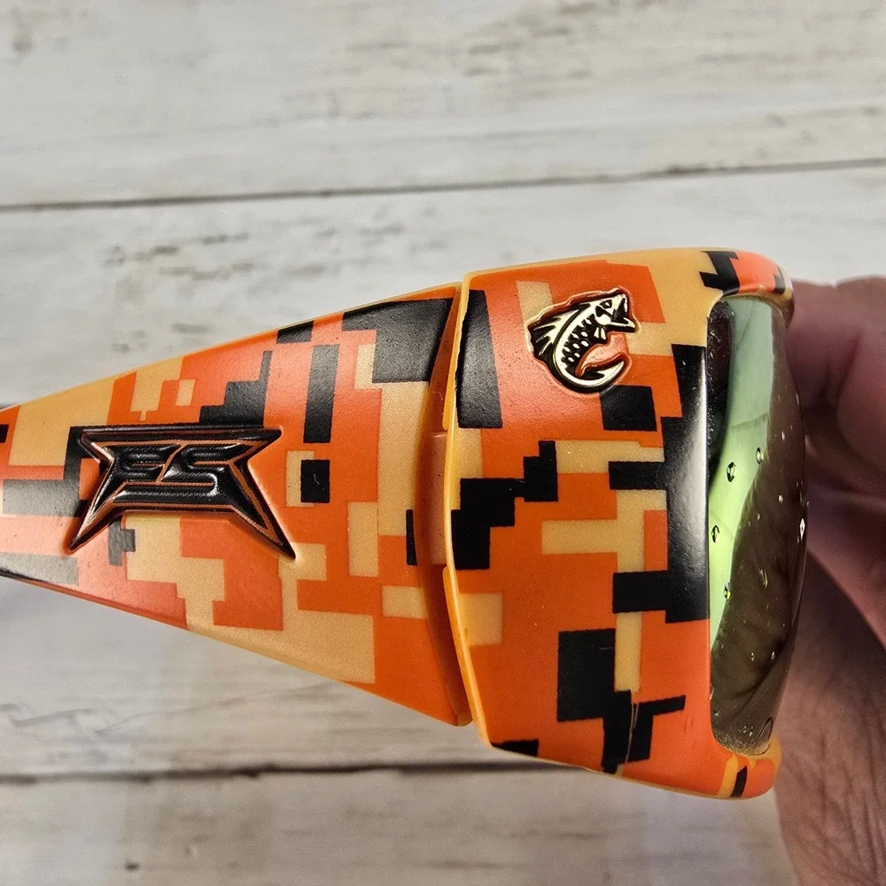 Fletcher‎ Shryock Renegade Pro Sunglasses Orange Digital Camo Polarized UV400